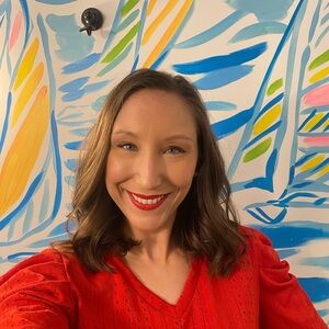 Meet your Posher, Leanne